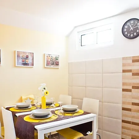 Apartamento Tram 28 With Perfect View Over Alfama Lisboa